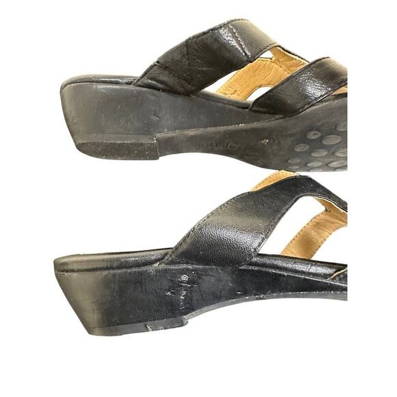 Softshoe Medicus Size 8 Black Leather Slip On Low Wedge Vacation Comfort Sandal - Picture 5 of 9